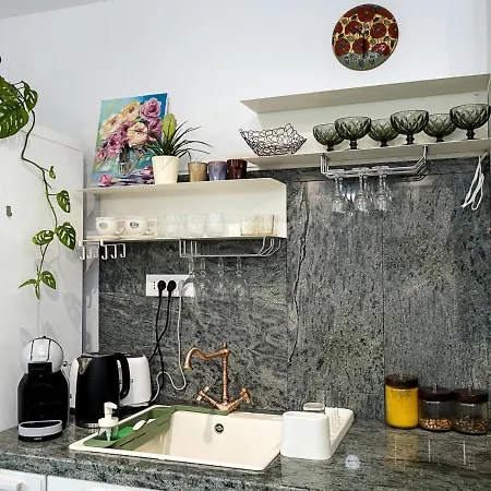 شقة Stylish Flat With Balcony & Views - Briz, By Flat Mаnаger فارنا