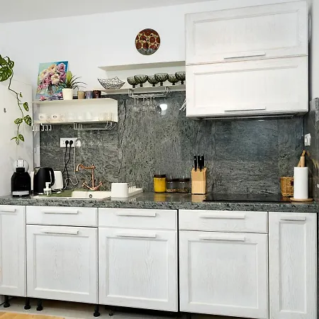 Apartamento Stylish Flat With Balcony & Views - Briz, By Flat Mаnаger