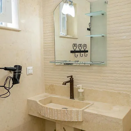 Apartament Stylish Flat With Balcony & Views - Briz, By Flat Mаnаger *